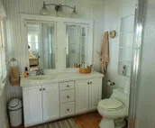 Lake Shafer 3 bedroom 2 bath cottage