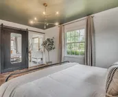 Village cozy-modern ranch with huge shower!