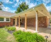 Village cozy-modern ranch with huge shower!