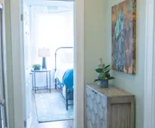 Comfy Midtown Retreat - close to Baptist Health!