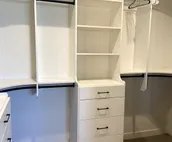 Contemporary 4 bedroom Farmhouse