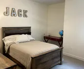 Contemporary 4 bedroom Farmhouse