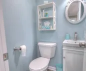 Peaceful Cabin On The Lake (Pet Friendly!)