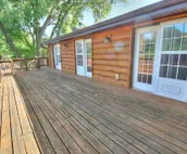 Peaceful Cabin On The Lake (Pet Friendly!)