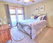 Peaceful Cabin On The Lake (Pet Friendly!)