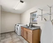 Newly remodeled Luxury duplex Unit B