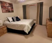 2 bed/2 bath 1600 sqft house
