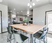 Modern Okie centrally located!