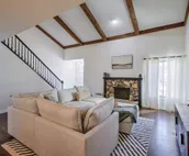 HOMaha@Walnut Grove-full home