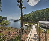 Updated Grand Lake Cottage w/ Patio & Pool Access!