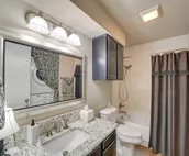Updated Grand Lake Cottage w/ Patio & Pool Access!
