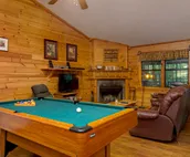 Marilee Cottage - Cozy cabin with fire pit
