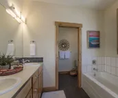LakeView Landing - Chelan Lookout Vacation Rentals