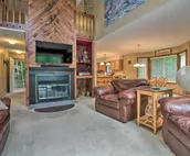 Ludlow Home - Under 3 Miles to Okemo Mtn Resort!
