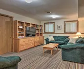 Ludlow Home - Under 3 Miles to Okemo Mtn Resort!