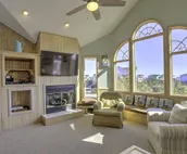 1016 Victorian Fan Ta Sea *3 Min Walk to Beach