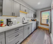 FREE SkyCard Activities - Remodeled Downtown Condo