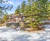 4 BR, 2 BA-No Neighbors, Walk to DT Custer