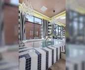 Heart of Downtown with Amazing Amenities 503