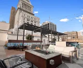 Heart of Downtown with Amazing Amenities 503