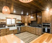 Glorious Grace Retreat - Loft Bunkroom/Gameroom