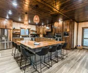 Glorious Grace Retreat - Loft Bunkroom/Gameroom