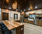 Glorious Grace Retreat - Loft Bunkroom/Gameroom