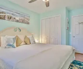 Private Heated Pool w/Backyard Oasis! Perfect for