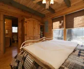 Camp Bell at Twin Rivers - Peaceful rustic cabin w