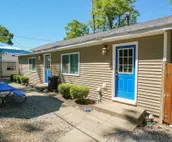 Cozy Two Bedroom Lakeview Cabin 2