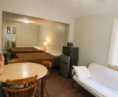 Cozy Two Bedroom Lakeview Cabin 2
