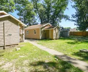 Cozy Two Bedroom Lakeview Cabin 2