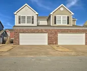 Modern Afton Townhome - Walk to Grand Lake!
