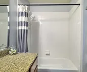 Modern Afton Townhome - Walk to Grand Lake!