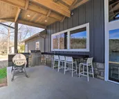 Idyllic Cotter Escape: Steps to White River!