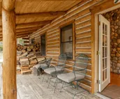 Casino Pines - on the bank of the Salmon River!