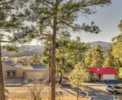 Renovated Ruidoso Cabin w/ Sierra Blanca View