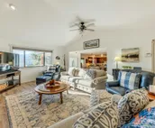 Renovated Ruidoso Cabin w/ Sierra Blanca View