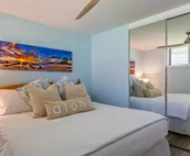 Coastal Remodeled ocean view Papakea Resort condo