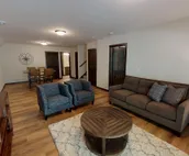 The Blue Ox on Gull. (Sleeps 17)