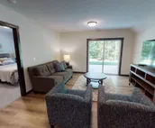 The Blue Ox on Gull. (Sleeps 17)