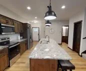 The Blue Ox on Gull. (Sleeps 17)
