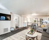 Cozy Northside Indy Flat