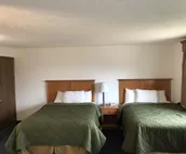 Queen Size Bed Non Smoking at the Corn Palace Inn