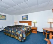 Queen Size Bed Non Smoking at the Corn Palace Inn