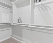 Cheerful & Bright Spacious Getaway