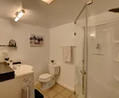 Sweet Wyoming Suite, Centrally located Stay + Wifi