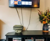 Sweet Wyoming Suite, Centrally located Stay + Wifi