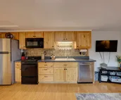Sweet Wyoming Suite, Centrally located Stay + Wifi