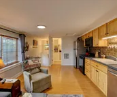 Sweet Wyoming Suite, Centrally located Stay + Wifi